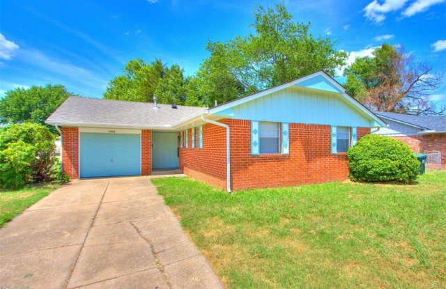 1305 E Boyd Street