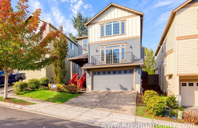 Photo of Beautiful 4 BD* 3 BA* Single Family Home Located Indigo Ridge Community *Lovely Backyard* *Spectacular Location!*