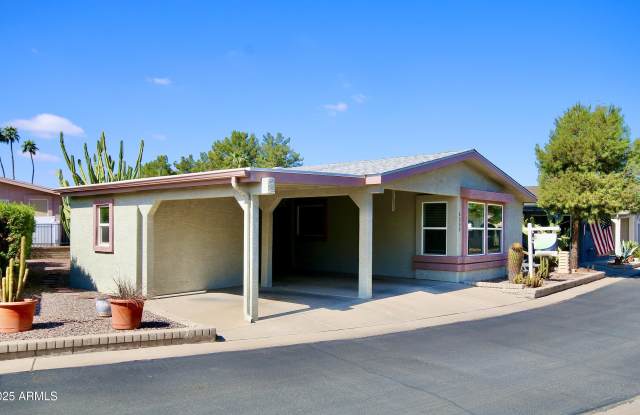 6250 S Pinehurst Drive