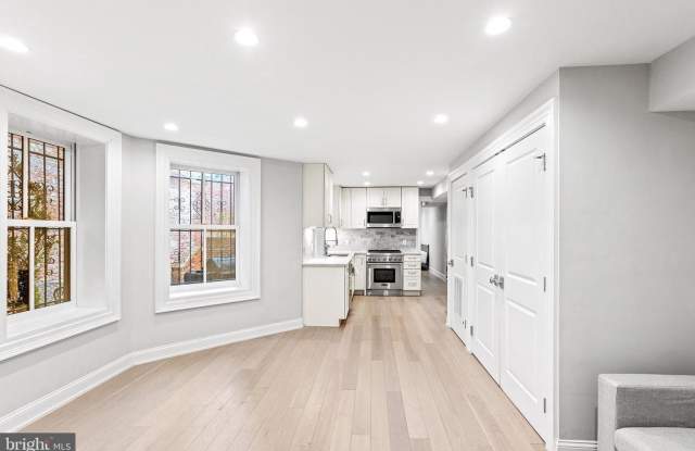 Photo of 1330 VERMONT AVE NW #2