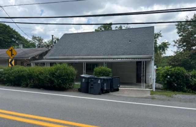 Studio Apartment | 1 Bed | 1 Bath - Great Value