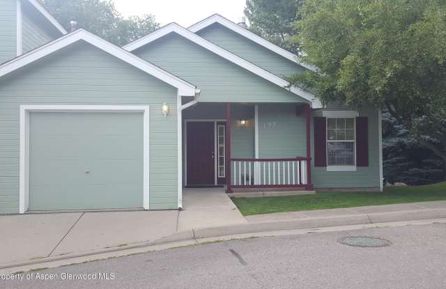 Photo of 197 Orchard Lane