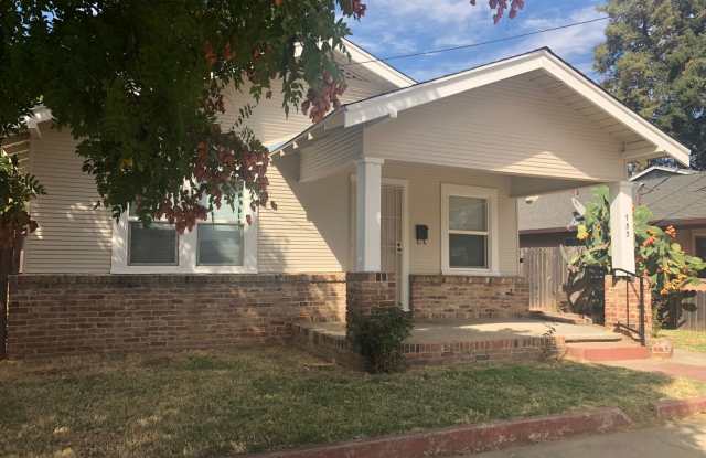 2 bed/1 ba cottage - Yuba City