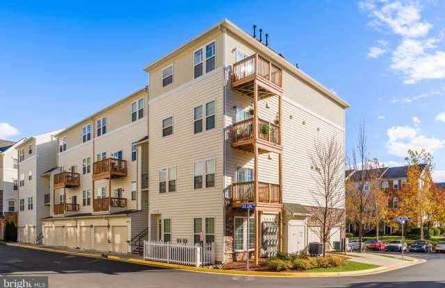 42235 SAN JUAN Terrace unit: 303