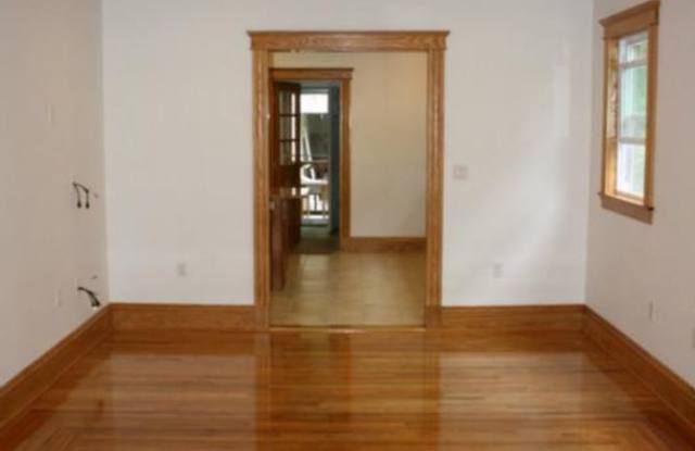 122 Columbia St #1 Brookline MA 02446