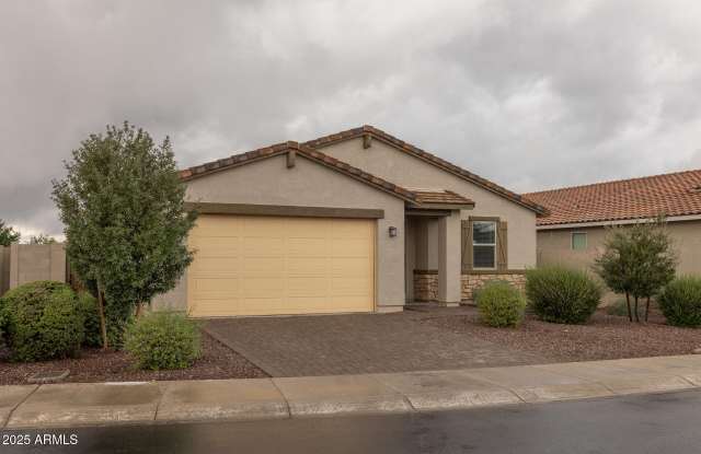 36810 N CAMARILLO Drive