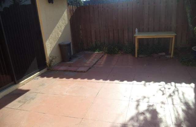 1549 Park Meadows Drive unit: 4