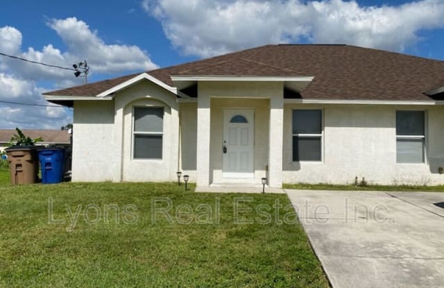 4726 26th St SW. - 4726 26th St SW, Lehigh Acres, FL 33973