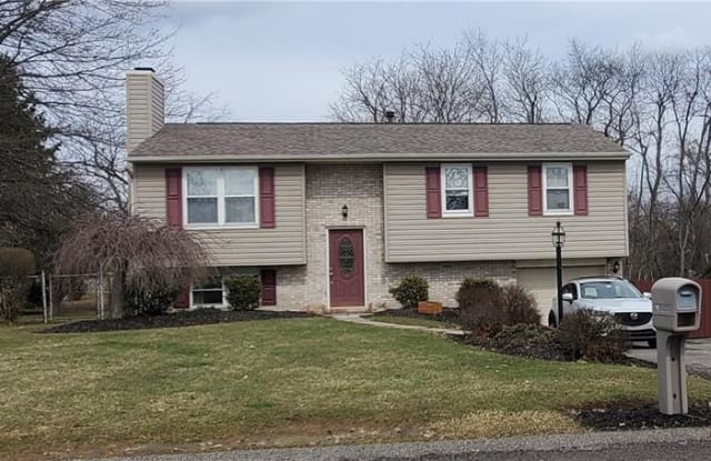 118 Whitney Dr - 118 Whitney Drive, Fernway, PA 16066