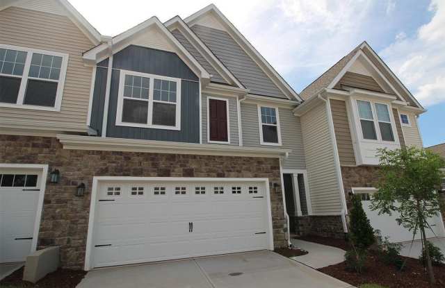 462 Talons Rest Way