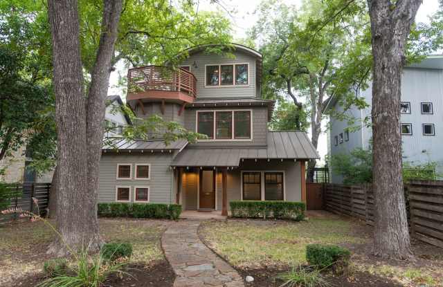 Photo of Bouldin Creek Neighborhood - Prime Location - 3/2.5!