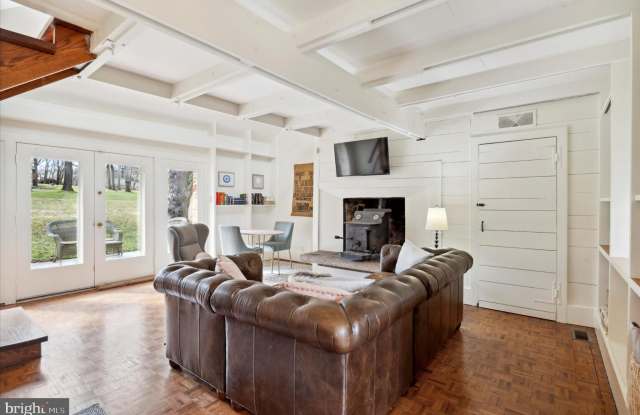 565 UPPER PIKE CREEK Road