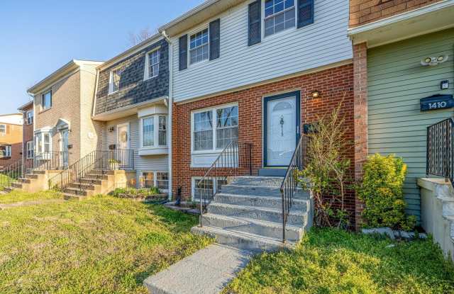 1412 COTTONWOOD Court