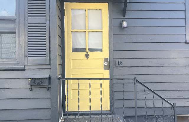 28 Glenwood Boulevard