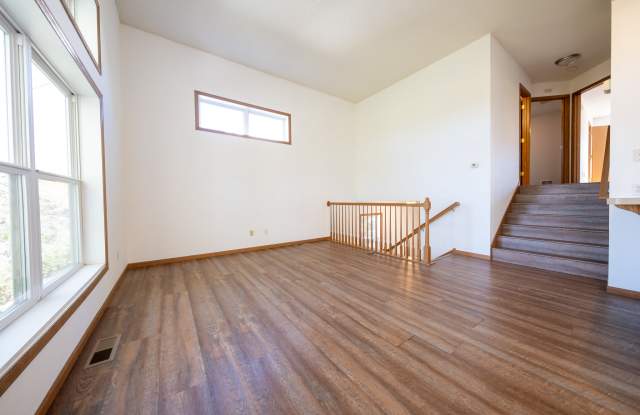 4892 Bluff Heights Trl. SE