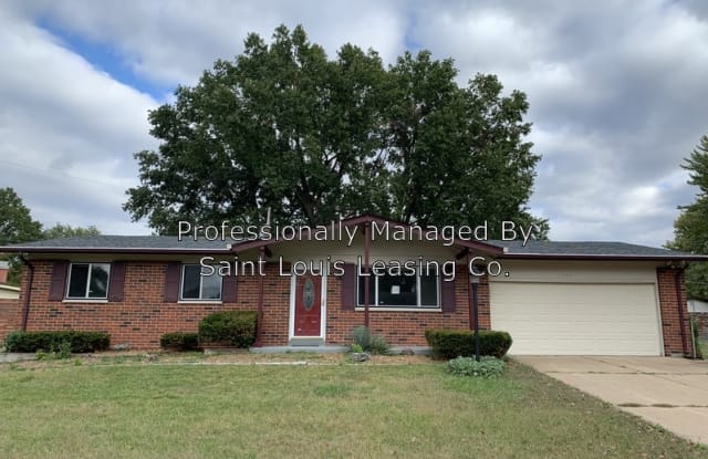 966 Broadhead Ln - 966 Broadhead Lane, Spanish Lake, MO 63138