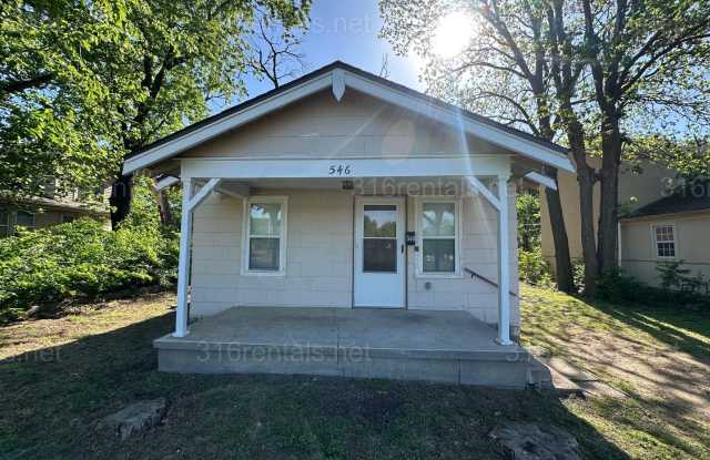 $795 - 1 bed 1 bath - Single Family Home