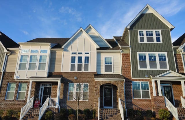 925 Rosepine Drive