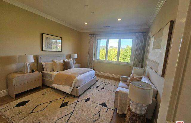 Photo of 2245 Weybridge Lane