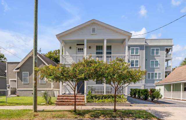 Photo of 404 Sumter Street unit: B