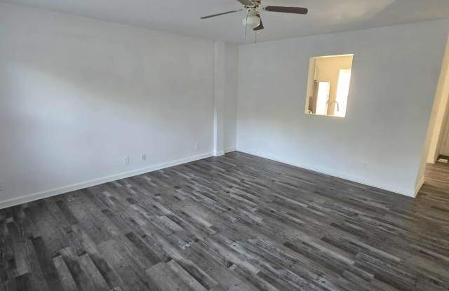 278 N Franklin Street