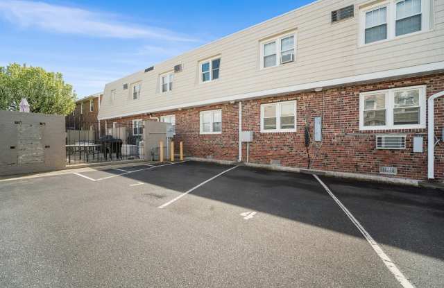 Photo of 211 N Coolidge Ave