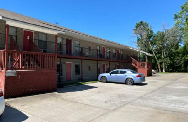 Photo of 1706 South Powell Apts. Springdale