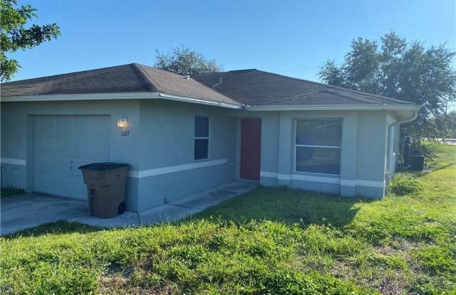 Photo of 1127 Gilbert Avenue S