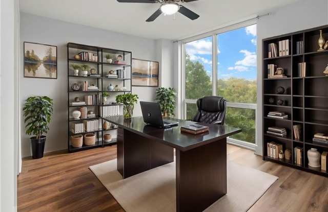 2870 Pharr Court S NW unit: 601