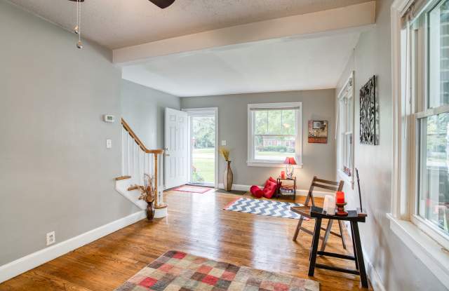 1000 Grandview Dr
