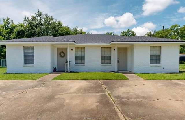 1605 Cloverdale Court