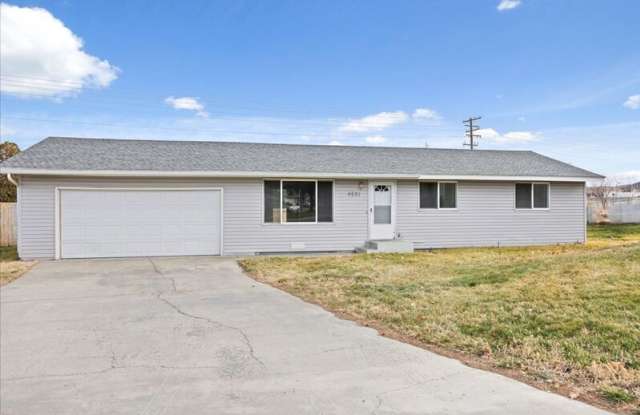 4601 Mallard Court