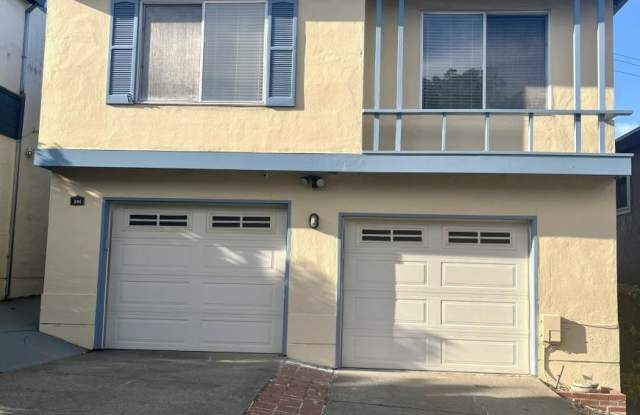 Photo of 390 Ardendale Dr