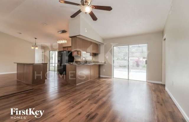 1365 Lech Avenue Northwest