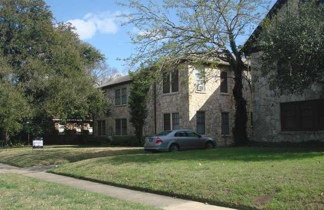 Photo of 224 E Rosewood