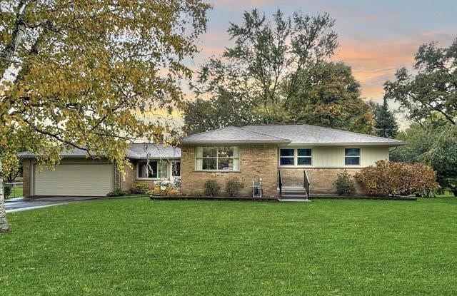 211 BLANCHE Drive