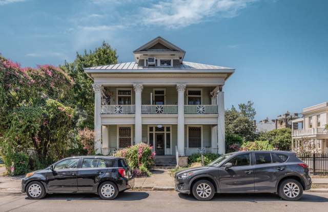 ADAMS STREET APARTMENTS