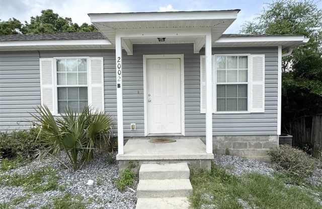 2002 Wyatt St