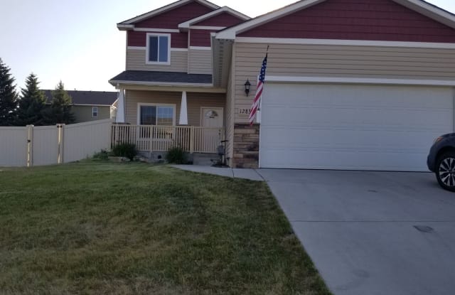 1283 N. Ewell Court - 1283 N Ewell Ct, Post Falls, ID 83854