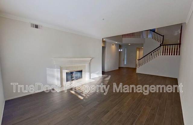 2093 Palmetto Terrace