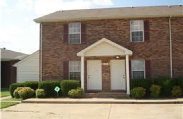 329 Audrea Ln Unit C - 329 Audrea Lane, Clarksville, TN 37042