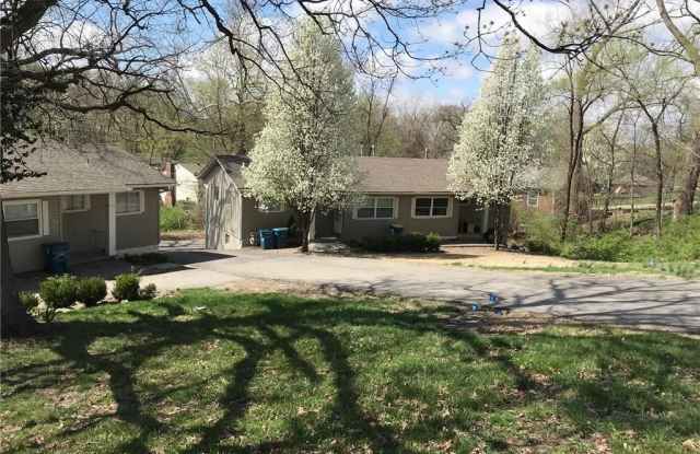 11417 East Lexington Avenue - 11417 East Lexington Avenue, Sugar Creek, MO 64054