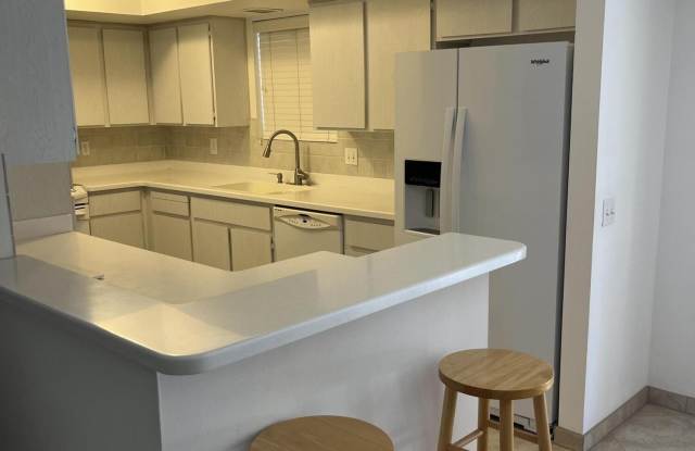 26014 S HOWARD Drive