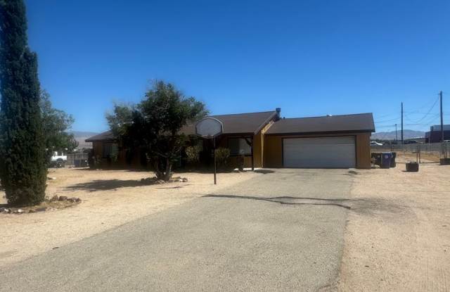 21089 Klamath Rd - 3 Bed /  2 Bath