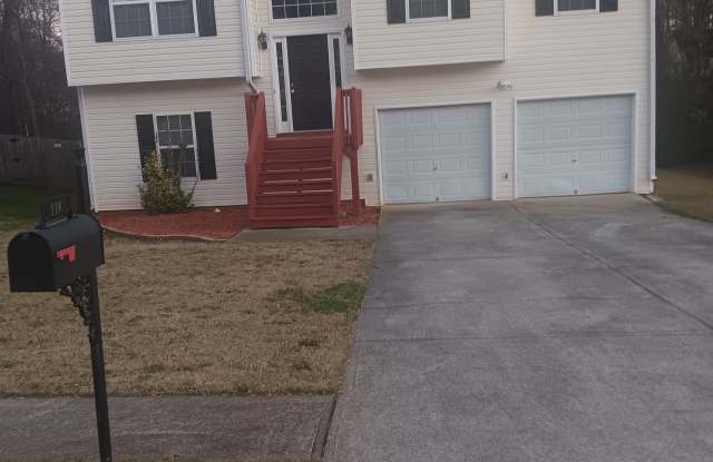 Photo of 110 Ashbury Dr