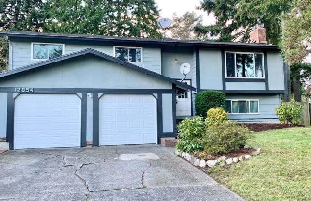 12854 NE 145th PL - 12854 Northeast 145th Place, Kirkland, WA 98034