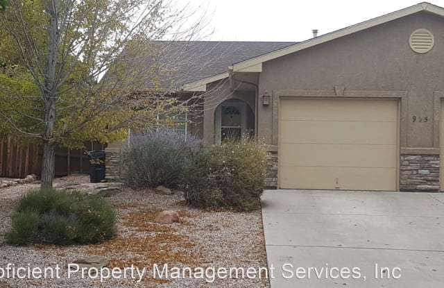 925 Meadows #A - 925 Meadows Avenue, Cañon City, CO 81212