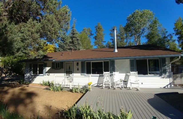 1208 Middlebrook Road'VACATION RENTAL' - 1208 Middlebrook Road, Prescott, AZ 86303