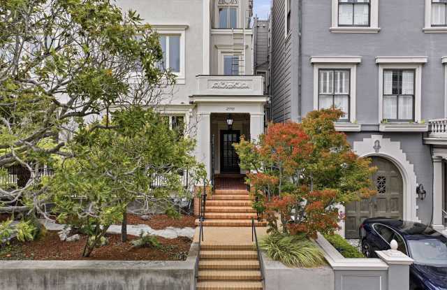 2998 Pacific Avenue