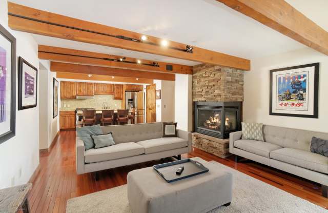 630 E Cooper Avenue unit: 1